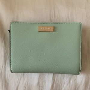 Kate Spade Mint Green Billfold-Excellent Condition
